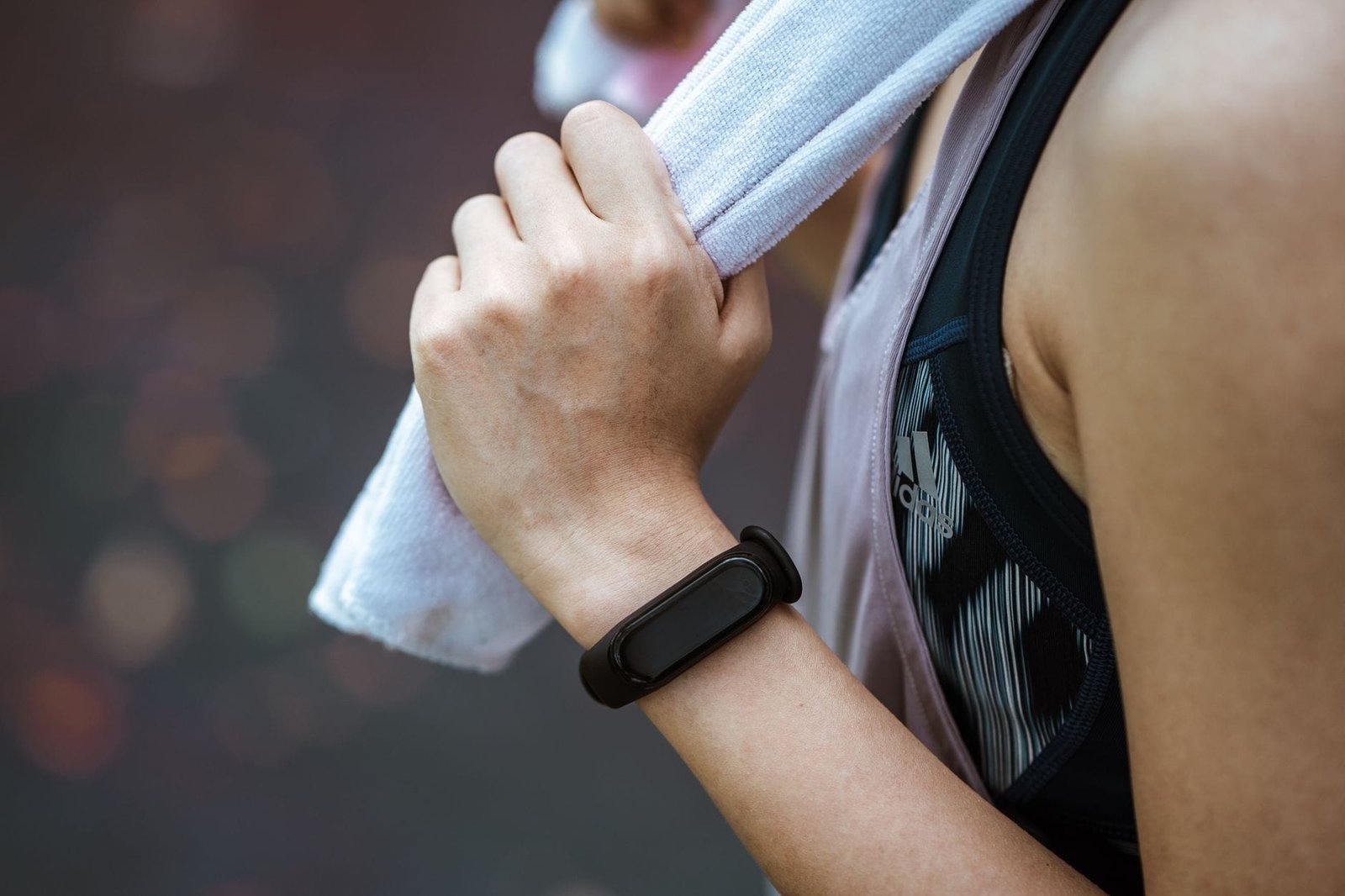 Sensor Hardware: The Chips That Do the Work — Fitbit Charge 6 vs Garmin Venu 3: Best Fitness Tracker for 2026 Compared