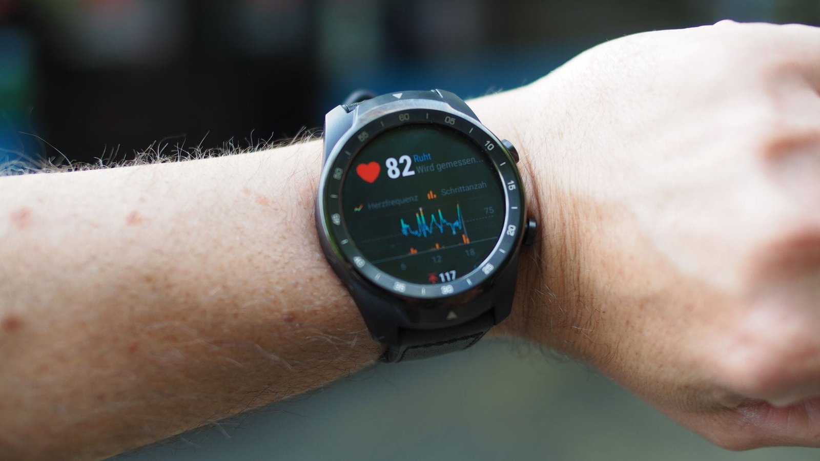 Heart Rate Accuracy: Resting vs. High-Intensity — Fitbit Charge 6 vs Garmin Venu 3: Best Fitness Tracker for 2026 Compared