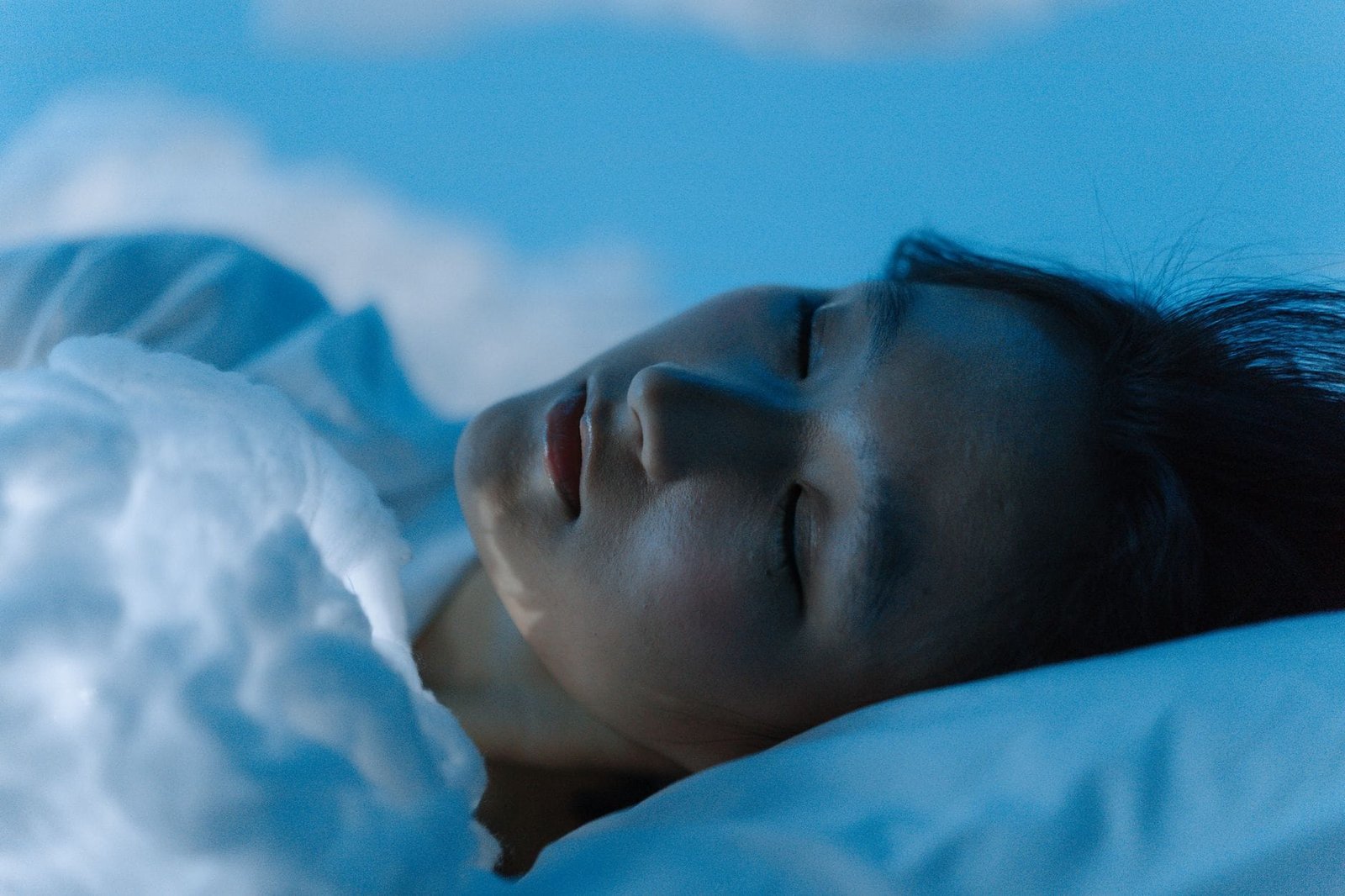 Sleep Staging vs. Polysomnography: Where the Algorithm Gets Honest — A Deep Dive Into the Garmin Elevate v5 Optical Heart Rate Sensor's Algorithm